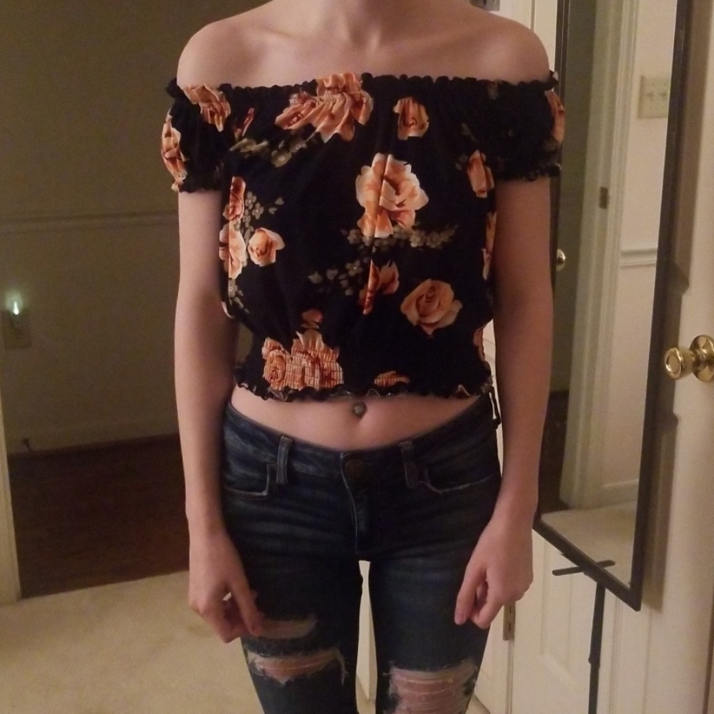 Crop top